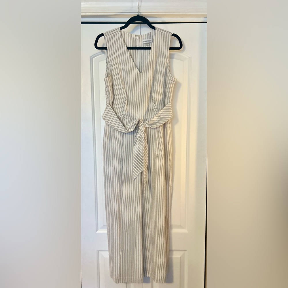 Calvin Klein Cream and Black Striped Wide Leg Front Tie Jumpsuit Size 6